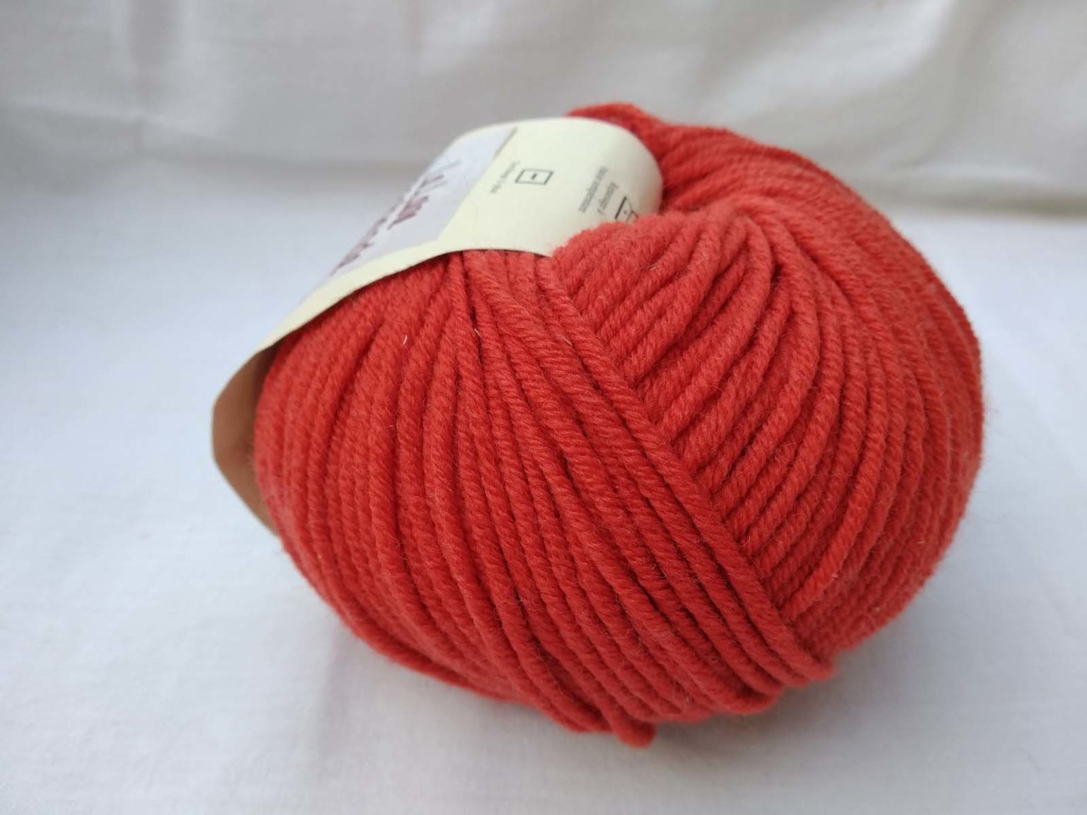 Laine Mérinos Française – 10 Pelotes Couleur Rouille Tweedé Pour Tricot Ou Crochet